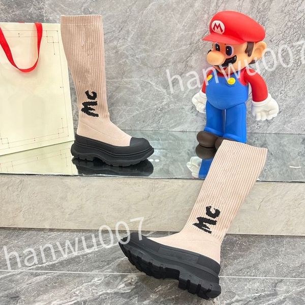 

2023 luxury fashion casual shoes boot men women design winter warm leather thick soled sock boots sports runners sneakers xsd221120, Black