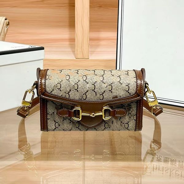 

classic presbyopic shoulder bag senior sense crossbody bag all vintage small square bag foreign style generous fine workmanship factory dire