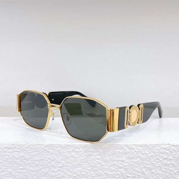 

sunglasses for men women designers 5712 style anti-ultraviolet retro eyewear plate full frame random box, White;black