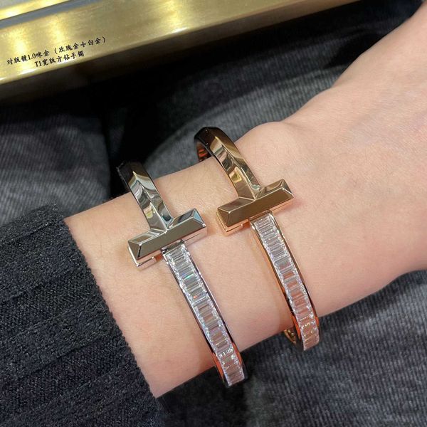 

internet celebrity v-gold material new cnc precision carving tiffay wide square diamond bracelet high grade double female with logo, Black