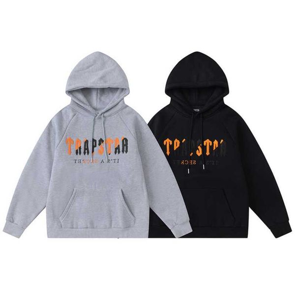 

trapstar men hoodies tracksuit brand printed sportswear men warm hoodie sweatshirts us size s-xl, Black