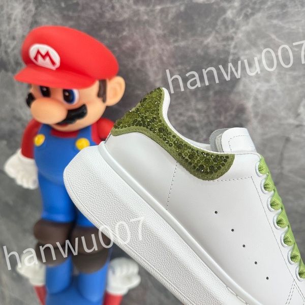 

2023 new leather casual shoe designer loafer sneakers for men's and women fashion leather vintage glitter flat shoe xsd221117, Black