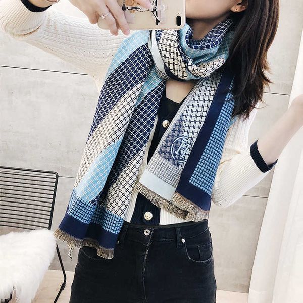

designer hemrres scarf 2023 autumn and winter new imitation cashmere warm women's summer air conditioning shawl korean version tassel t, Blue;gray