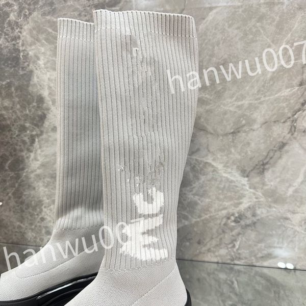 

2023 new luxurys fashion casual shoes boot men women design winter warm leather thick soled sock boots sports runners sneakers xsd221120, Black