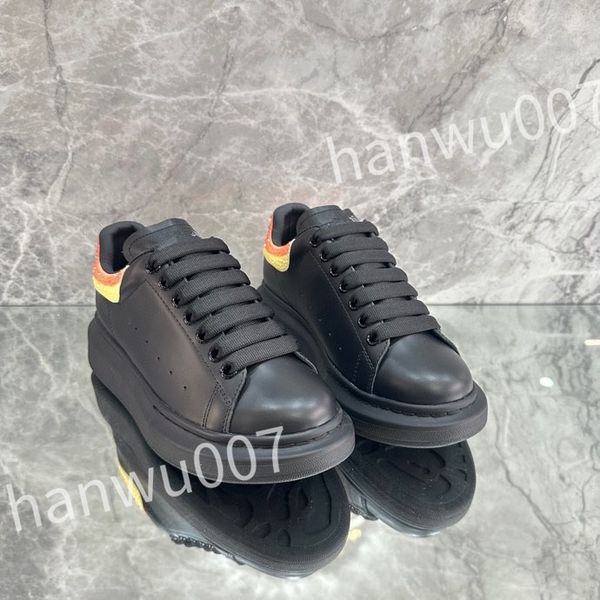 

new luxurys leather casual shoe designer loafer sneakers for men and women fashion leather vintage glitter flat shoes xsd221116, Black