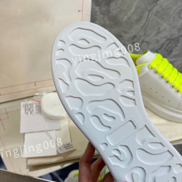 

2023 new designer men's fashion training shoes women's four seasons youth shoes fashion travel little white shoes couple shoe xsd2, Black