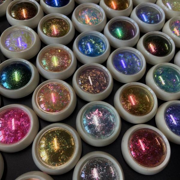 

nail glitter 1jar chameleon aurora sequins net12g iridescent opal fire nail glitter flakes metallic shiny eye shadow makeup nail powder ft8, Silver;gold