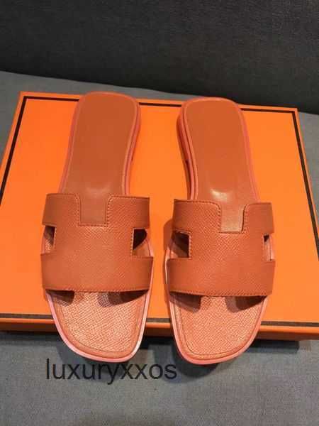 

ladies women designer slipper 2023 skin girl slippers oran sandal slides leather summer flat flip flops beach luxury party pcvf