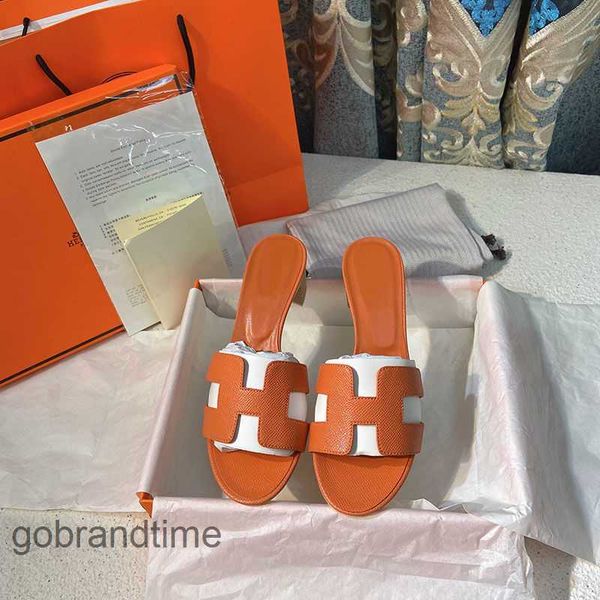 

2023 women oran slipper designer flat outer beach sandals candy high beach new leather color high wear heels orange 72lv