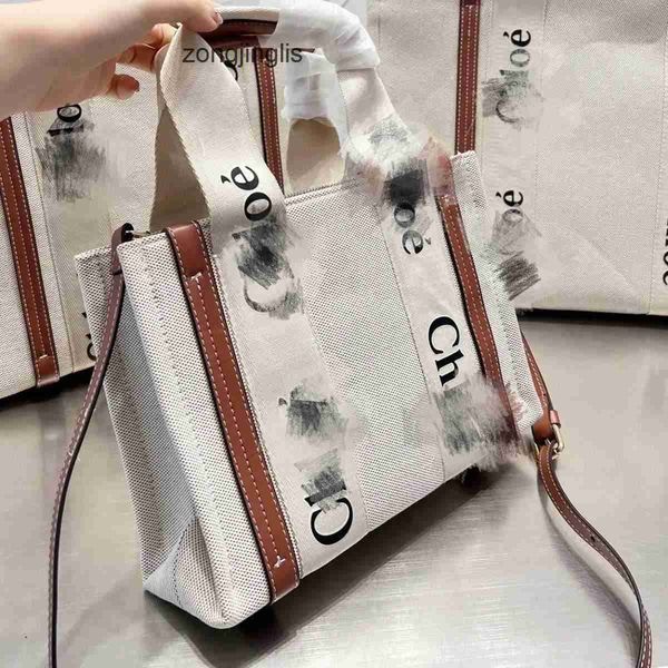 

new bags fragrance 2023 designer cloes tote hands outlet little women handbags fashion simple high beauty french romantic sho jn1y