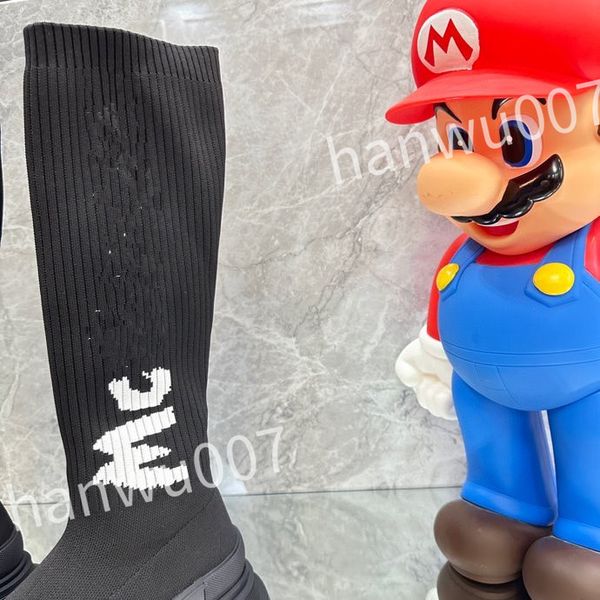 

2023 fashion casual shoes boot men women design winter warm leather thick soled sock boots sports runners sneakers xsd221120, Black