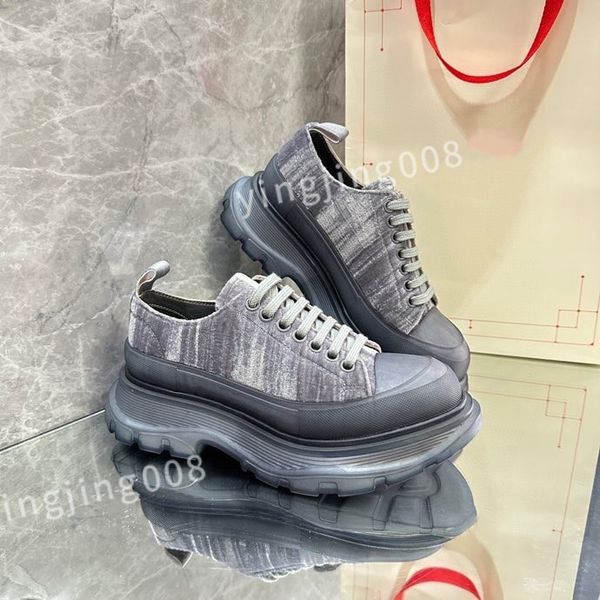 

2023 luxurys designer shoes mens womens shoe black white grey casual trainers outdoor sports sneakers size 35-46 xsd230430