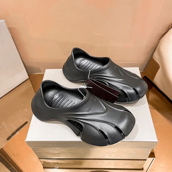 

designer sandals luxury sandals men shoes letter design breathable lightweight slippers temperament versatile style comes with a gift box du, Black