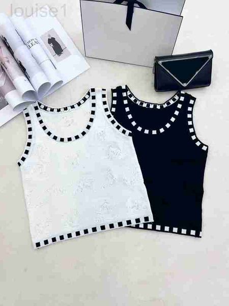 

women's sweaters designer 2023 new summer black white contrast pattern knitted vest women o-neck sleeveless short design sweet pullover, White;black