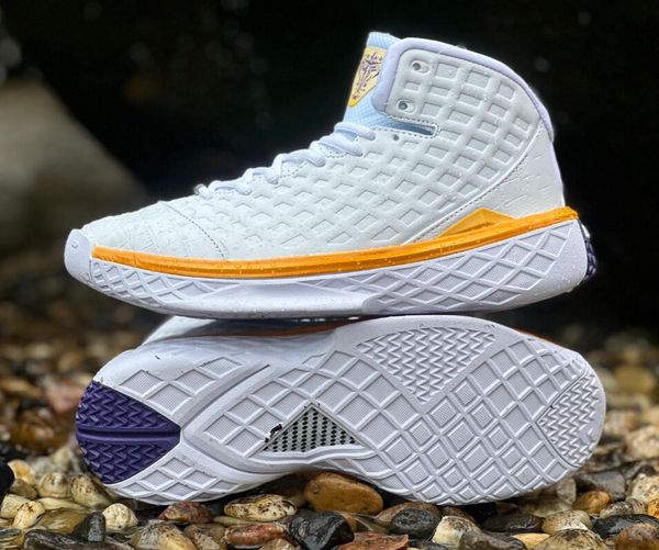 

zoom iii signature basketball shoes sports men sneakers for sale a.d. lightweight agility mamba mentality basketball shoe yakuda local train, White;red