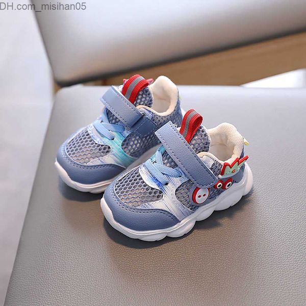 

first walkers children's summer sports shoes conform to ergonomics. soft soled children's shoes are breathable and cartoon cute bo