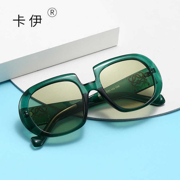 

new d-shaped 2020 popular internet celebrity 9080 sunglasses for runway shows, White;black