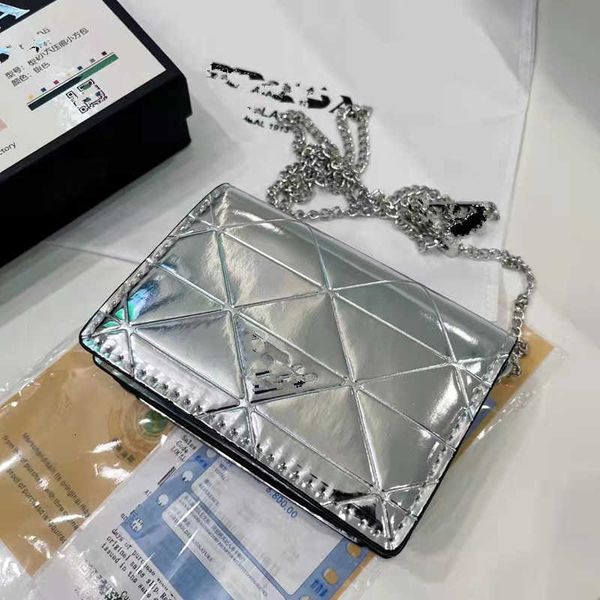 

handbag factory clearance wholesale home 2023 new mirror small square bag waist chain mini red single shoulder diagonal