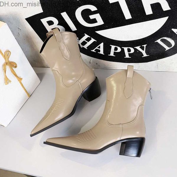 

dress shoes 2022 fashion cowboy boot pull on pointed western boots thick heels retro embroidery fashion botas mujer winter shoes women z2307, Black