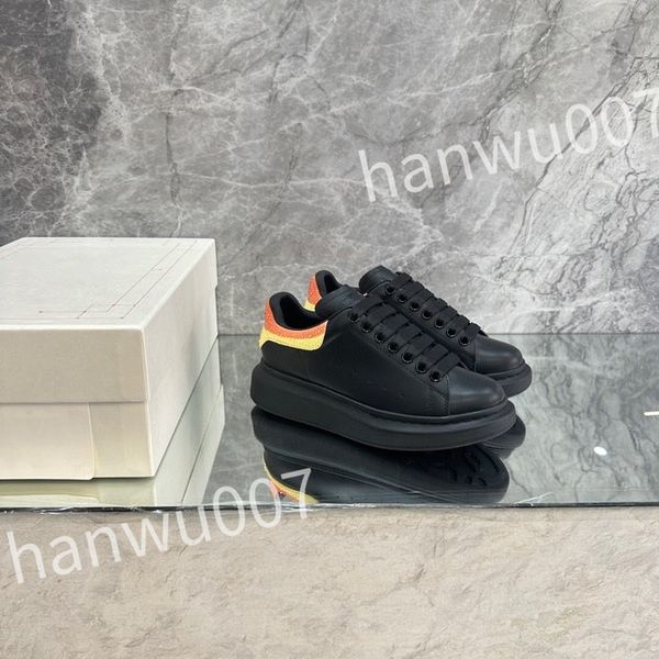 

luxurys leather casual shoe designer loafer sneakers for men and women fashion leather vintage glitter flat shoes xsd221116, Black