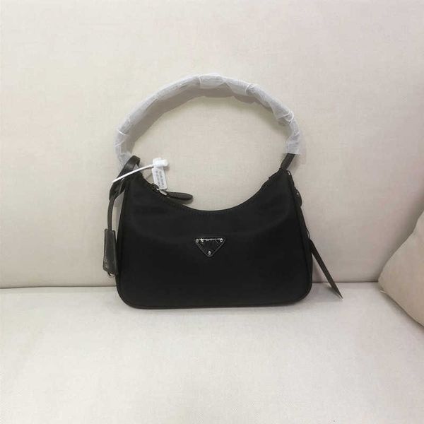 

handbag factory clearance wholesale 2023 new family underarm bag women's hobo fashion versatile shoulder portable