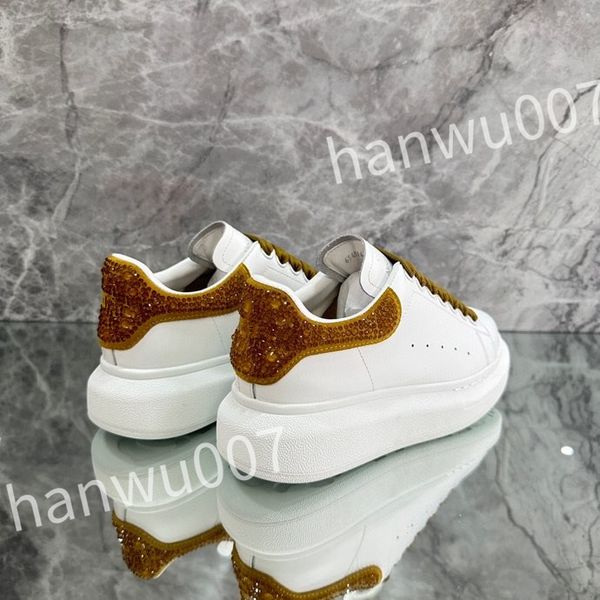 

2023 new luxurys leather casual shoe designer loafer sneakers for men and women fashion leather vintage glitter flat shoe xsd221117, Black