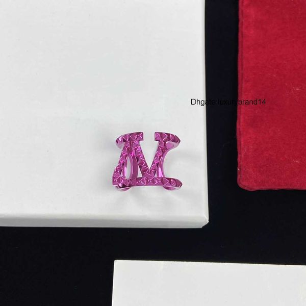 

letter v wedding rings ring women fashion designer jewelry metal valentinoly luxury woman v open ring with side stones 78745, Slivery;golden