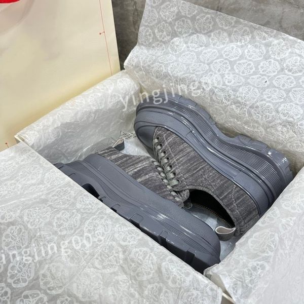 

2023 new designer shoes mens womens shoes black white grey casual trainers outdoor sports sneakers size 35-46 xsd230429