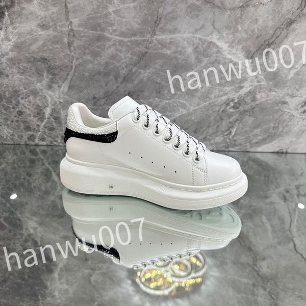 

leather casual shoe designer loafer sneakers for men and women fashion leather vintage glitter flat shoes xsd221116, Black