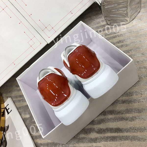 

2023 luxury men and womens arrow couple walking sports mens brand-name sneakers ladies jogging shoe non-slip soles hl210601, Black