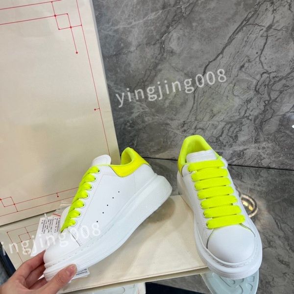 

2023 new designer men's fashion training shoes women's four seasons youth shoes fashion travel little white shoes couple shoe xsd2, Black
