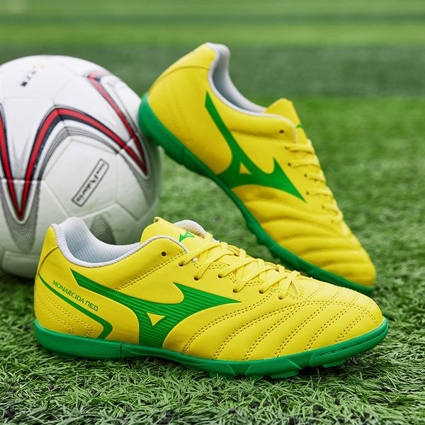

safety shoes professional brand yellow laceup leather soccer men breathable nonslip men's football training tf futsal man 230707, Black;brown