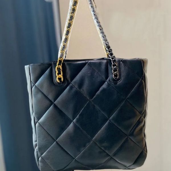 

luxuries bag shopping bags icare maxi bag big capacity handbag elling women handbags quilted fashion hobo crossbody plain chains sequins can, Black;red