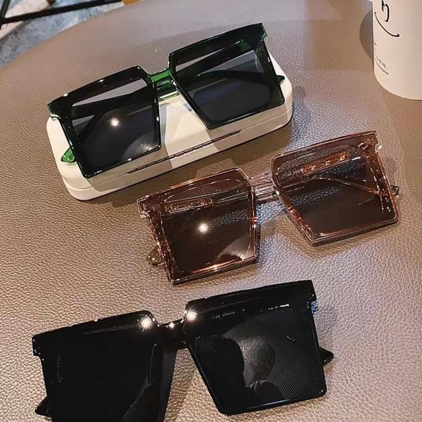 

large frame square sunglasses show slimness, large face polarized glasses, trendy men's street ps, handsome sunglasses, White;black