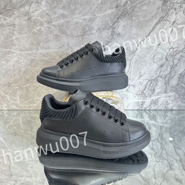 

2023 new women sport running shoes black fashion designer shoes outdoor fitness trainers sneakers black white men casual shoe xsd221126