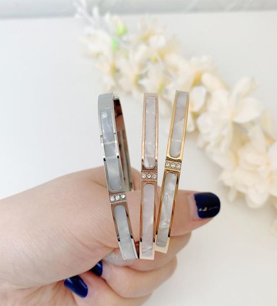 

inlaid shell titanium steel bangle female 18k rose gold electroplating temperament simple and fashionable open bracelet3901487, Black