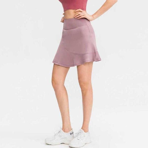 

lulus 2023 new women sports skirt loose fake yoga shorts underwears anti light fast dry running fitness casual beach golf absorbent and brea