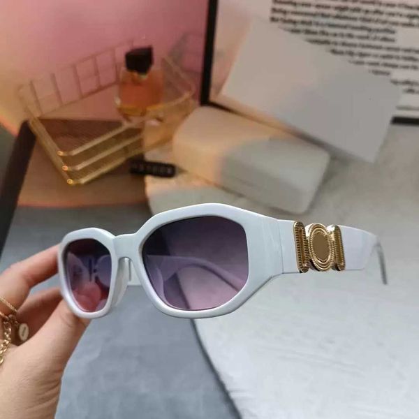 

fashion designer square men classic attitude metal frame popular retro avant-garde uv 400 protection rimless new4361, White;black