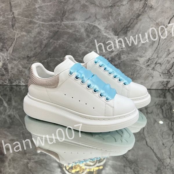

luxurys designer casual lace up leather color matching board shoes black and white women's sports designer sports shoes xsd221133