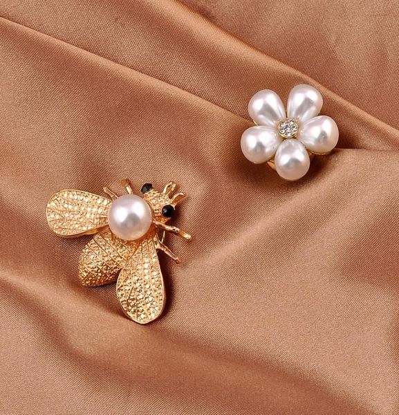 

fashion bee magnet brooch pearl rhinestone flower safe hijab no hole pins shirt scarf buckle brooches for women accessories6120425, Gray