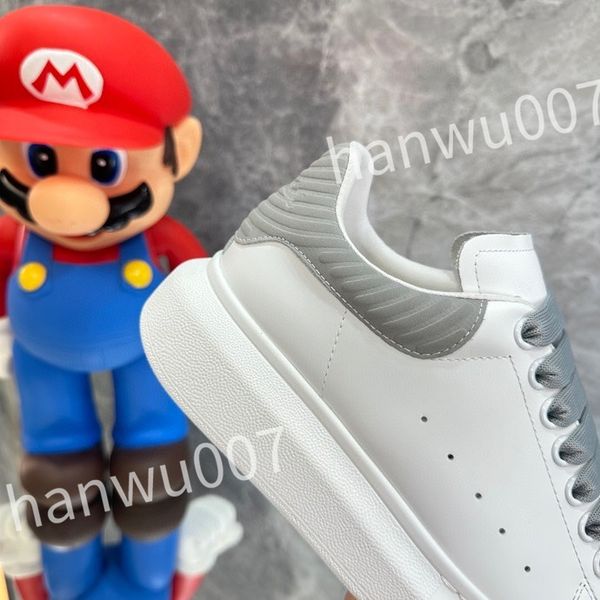 

new luxury women sport running shoes black fashion designer shoes outdoor fitness trainers sneakers black white men casual shoe xsd221126