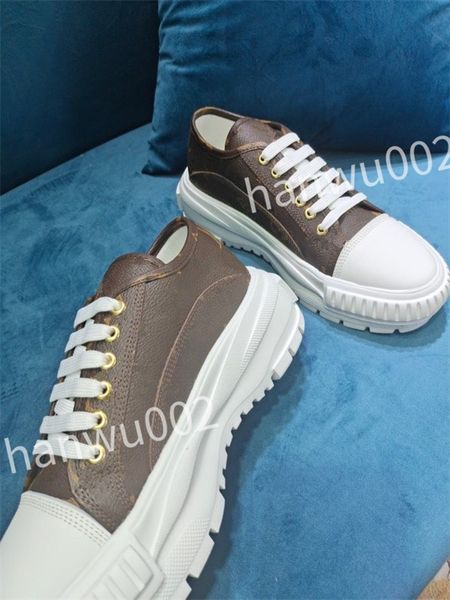 

designer flat sneaker trainer casual shoes canvas leather white letter overlays fashion platform mens womens low sneakers dc220517, Black