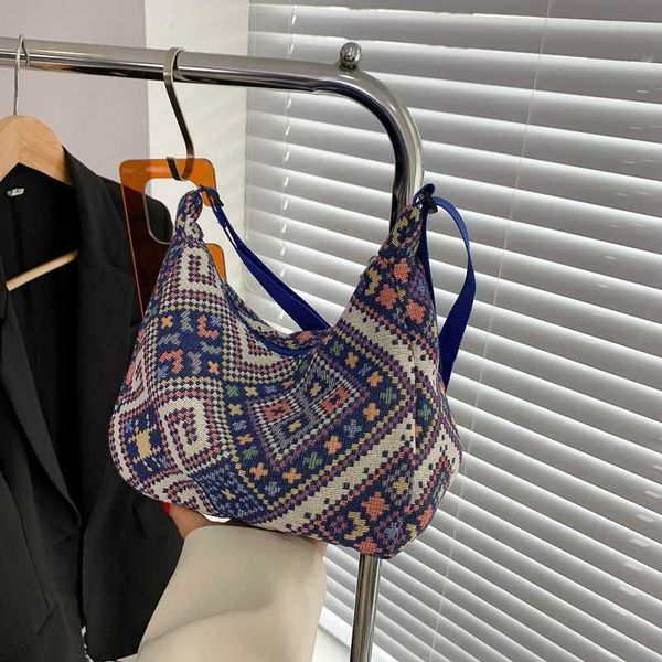 

large capacity canvas bag for women summer new trend college student classroom fashion commuter bag tote bag