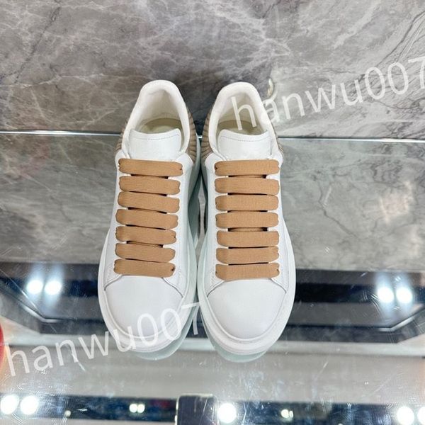 

2023 new luxurys women sport running shoes black fashion designer shoes outdoor fitness trainers sneakers black white men casual shoe xsd221