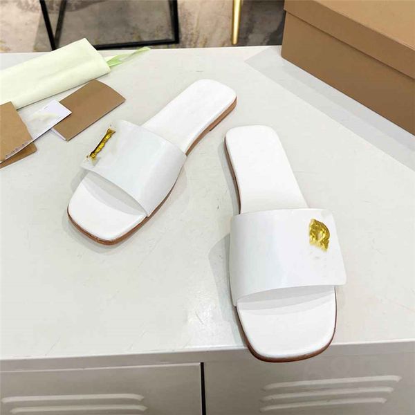 

fashion slippers 2023 qq luxury design summer men and women flat shoes thick sole leather rubber letter logo casual cartoon slippers 01-01, Black