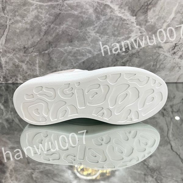 

new luxurys designer casual lace up leather color matching board shoes black and white women's sports designer sports shoes xsd221133