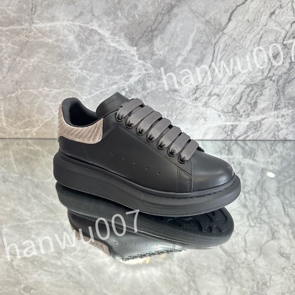 

2023 women sport running shoes black fashion designer shoes outdoor fitness trainers sneakers black white men casual shoe xsd221126