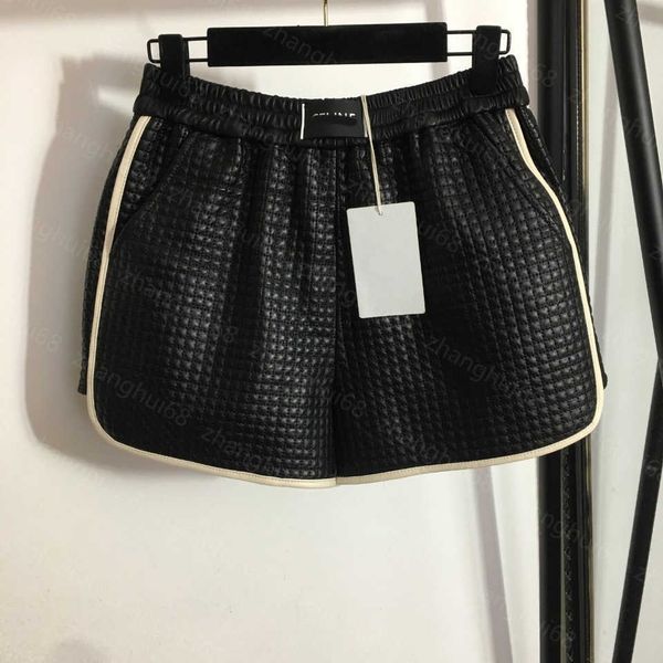 

23ss womens shorts womens designer clothing embroidered plaid elasticated waist shorts 100% imported sheep leather pants women clothes a1, White;black