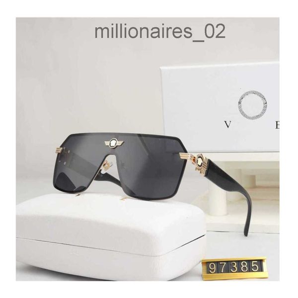 

designer versage sunglasses cycle luxurys fashion sports polarize square sunglass for mens womans vintage baseball new driving goggle golden, White;black