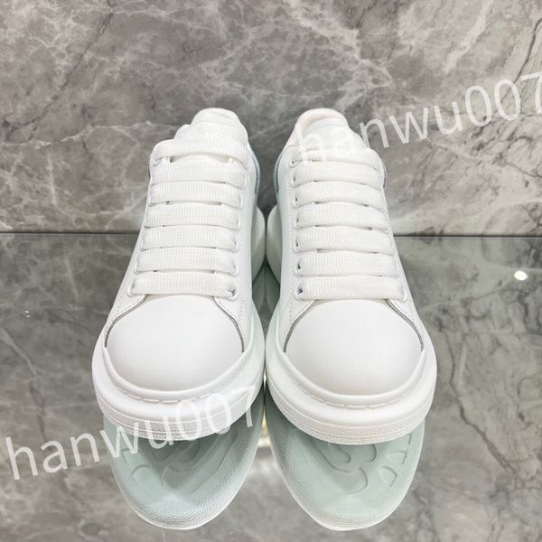 

2023 new r casual lace up leather color matching board shoes black and white women's sports designer sports shoe xsd221134